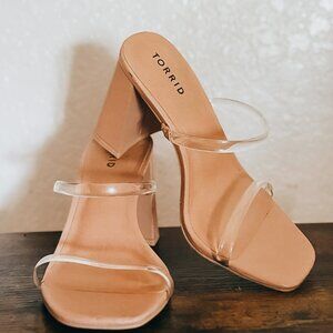 TORRID / BLOCK HEELS / 8WW / NUDE / LIGHTLY WORN